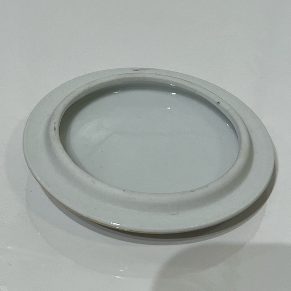 Vintage Limoges Ouragan Mini trinket/ jewelry box Porcelain Made in France - Picture 4 of 8